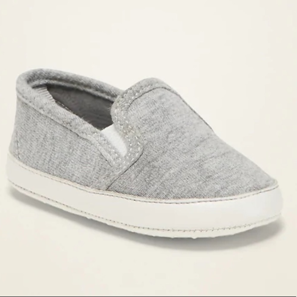 NWOT old navy baby slip on shoes
